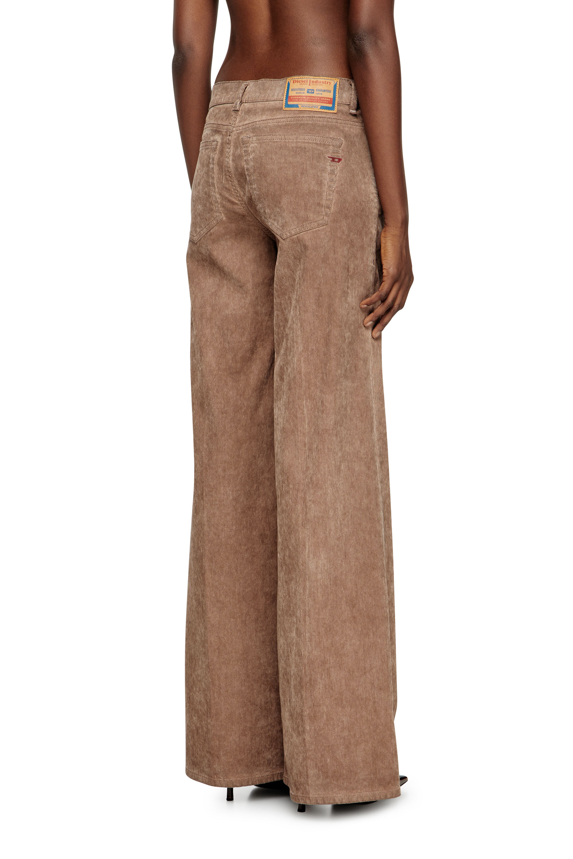 Diesel - Woman's Flare Jeans 1978 D-Akemi 068SD, Pink - 4